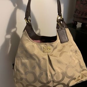 Coach Madison Maggie Op Art Signature Hobo